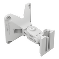 ( QuickMount Pro) Montaje de pared o poste para equipos MIKROTIK con ajuste de 140°.