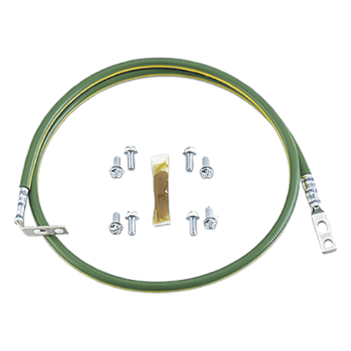 Jumper Para Aterrizar Equipos en Racks o Gabinetes, 10 AWG, Con Terminal Doblada a 45 Grados, Terminal Recta Para Equipos, 61 cm de largo